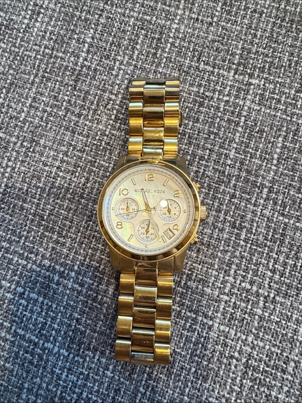 Michael Kors Gold Tone Chronograph Bracelet Watch - Shiny Gold Finish - Picture 1 of 5